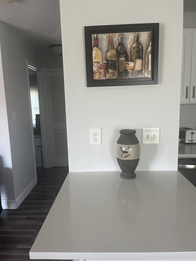 Foto del edificio - 5132 Beach Dr SE
