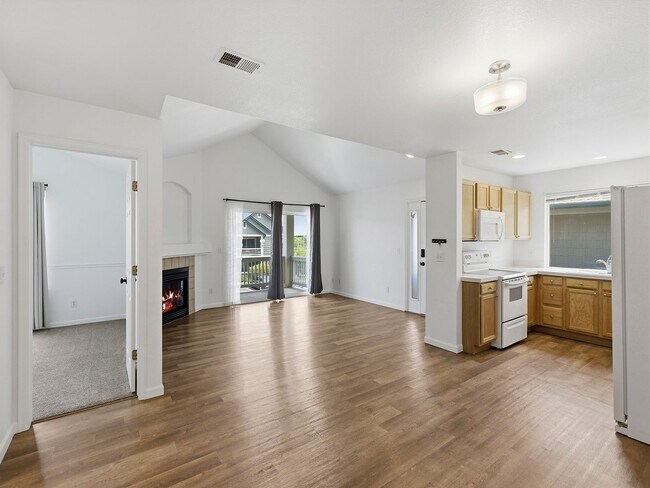 Foto del edificio - 5225 White Willow Dr