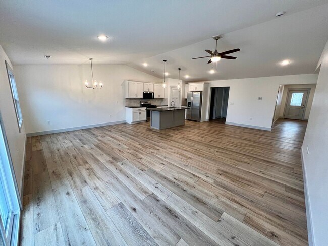Foto del edificio - Brand New 3 Bed 2 Bath Duplex in East Manhattan!