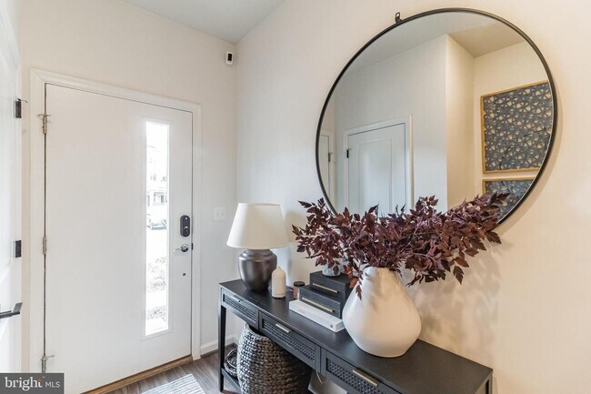 Foto del edificio - 3306 Pitch Pine Dr