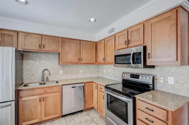 Foto principal - 4658 Matilda St
