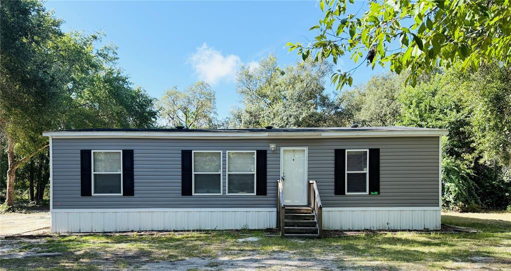 Primary Photo - 877 SE 38th St
