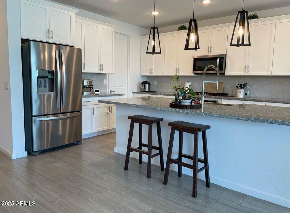 Foto principal - 22547 E Quintero Rd