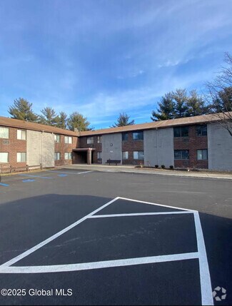 Building Photo - 1 Bleecker Ter