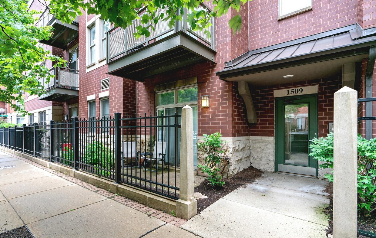 1509 S Halsted St, Chicago, IL 60607 House Rental in Chicago, IL