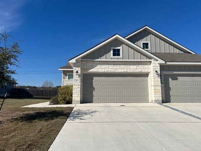 Foto del edificio - 213 Joseph Cir