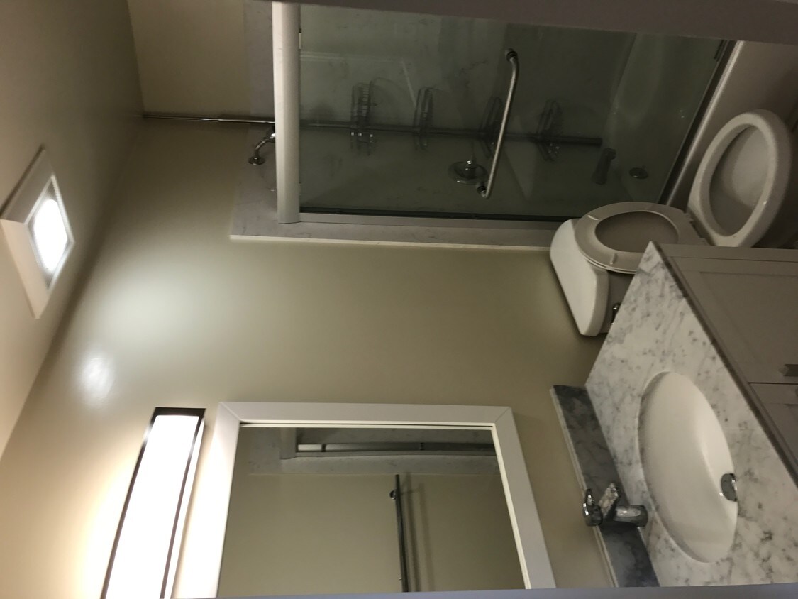 Foto principal - 1743 Carmel Dr