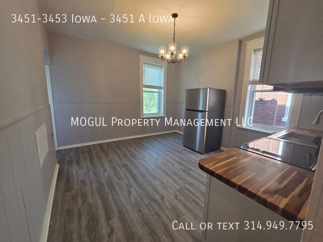 Foto del edificio - 3451-3453 Iowa-3451 A Iowa