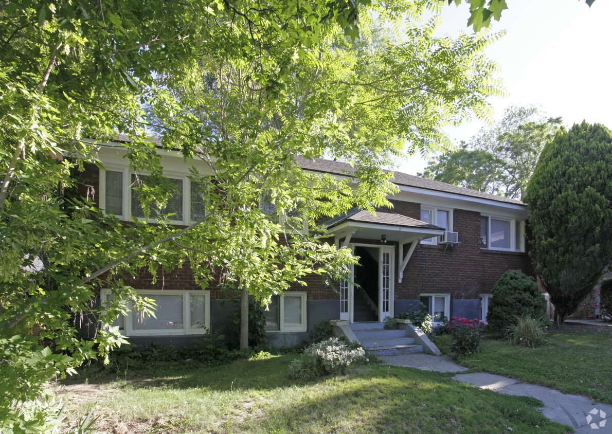 Building Photo - 913 E 600 S