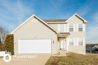 Building Photo - 2303 Pond Ct