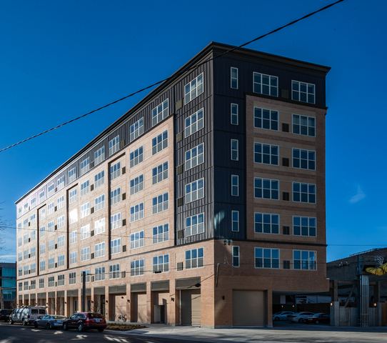 Building Photo - 2031 N Milwaukee Ave