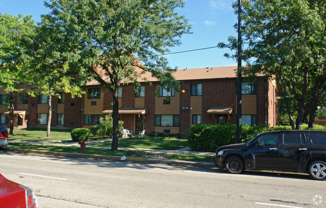 Foto del edificio - Academy Square Apartments