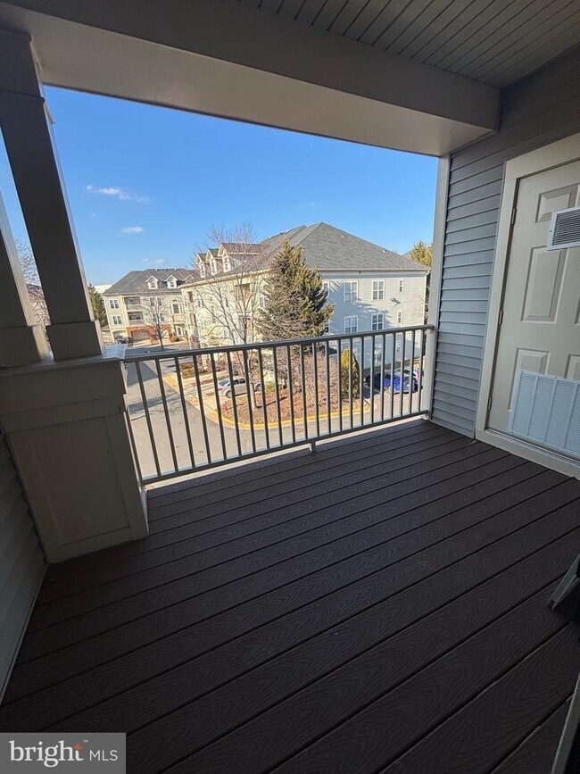 Foto del edificio - 11330 Westbrook Mill Ln