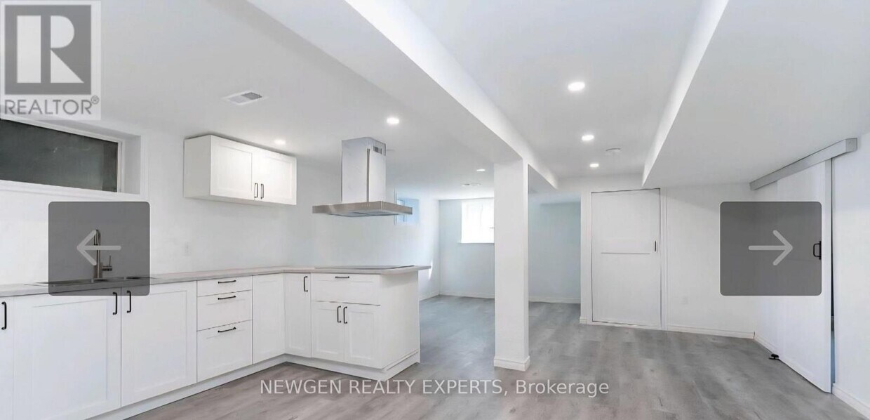 Photo du bâtiment - 6549 Riall St