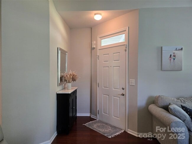 Foto del edificio - 809 Ledgestone Ct