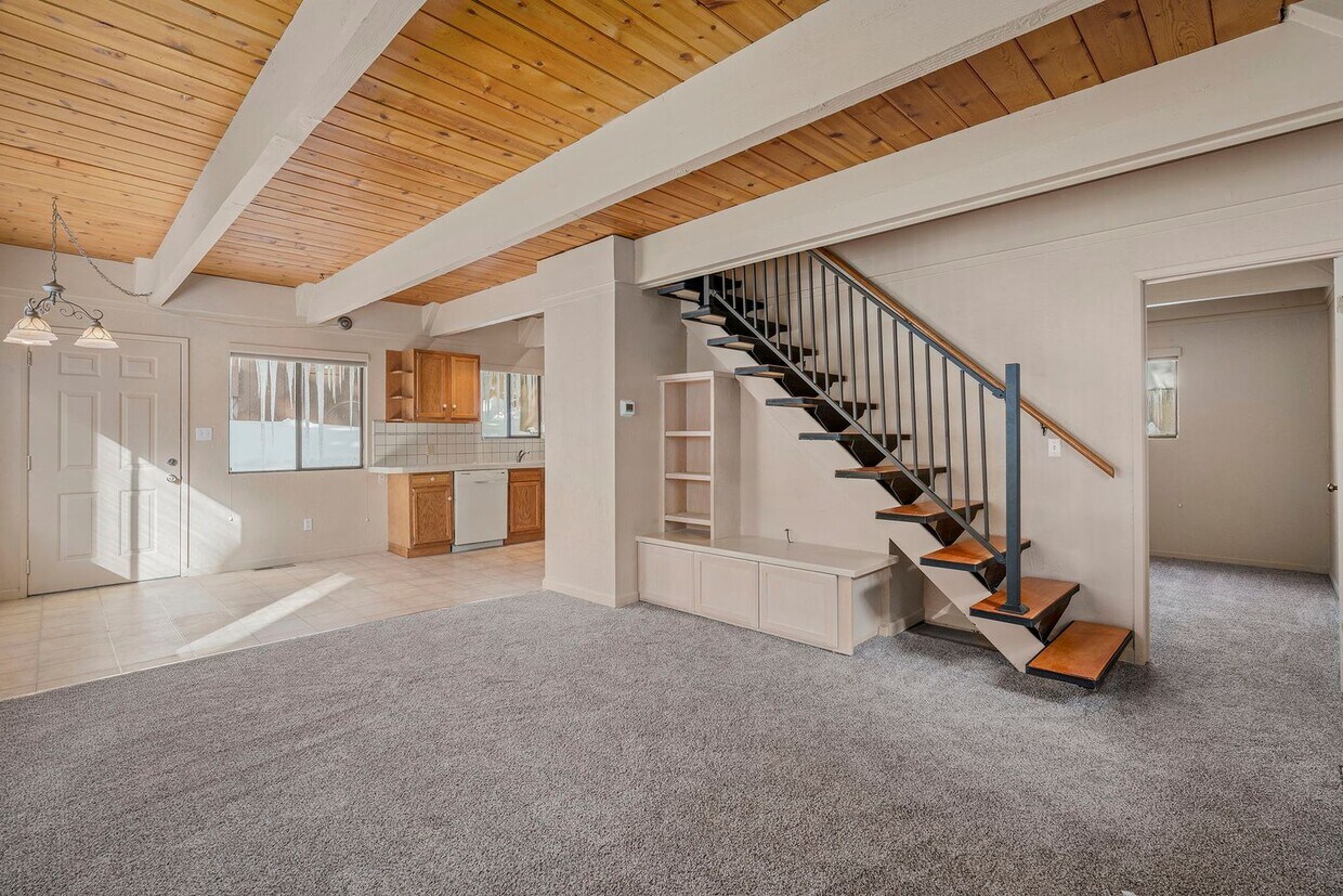 Primary Photo - Incline Village: House - 3 Bedrooms, 2 Ful...