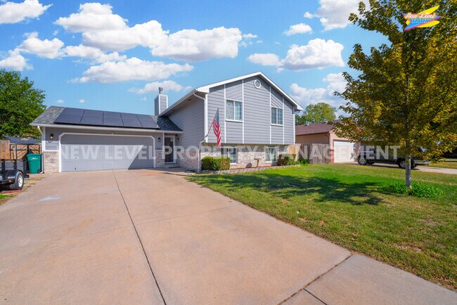 Building Photo - 10814 W Stafford St