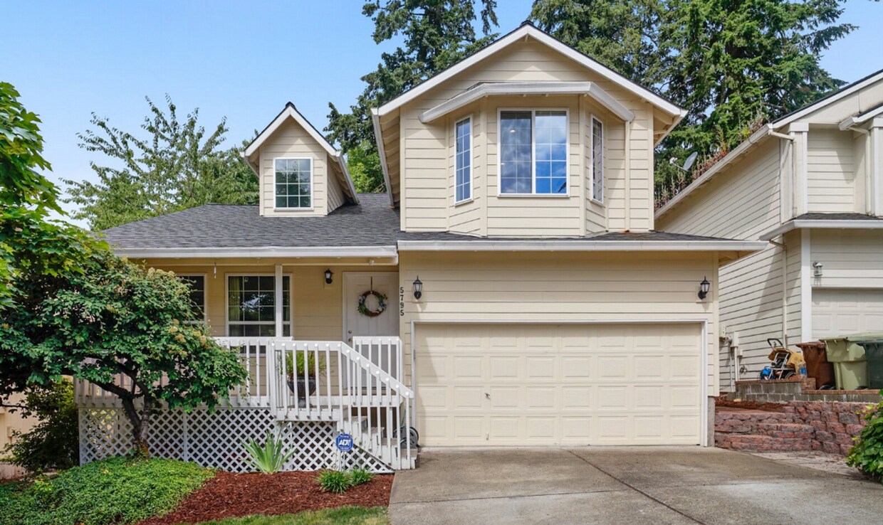 3Bd/ 2.5Ba Storybook Home in the Bethany N... - 3Bd/ 2.5Ba Storybook Home in the Bethany N...