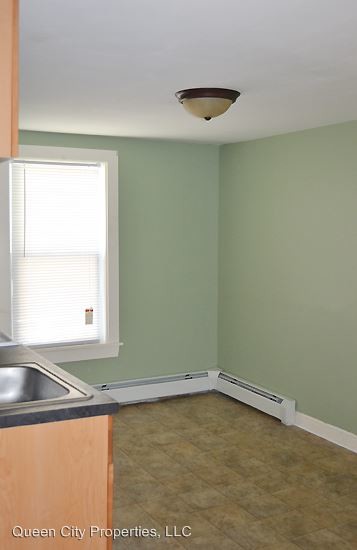 Building Photo - 97 Parkview Ave