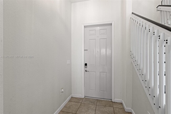 Foto del edificio - 2380 NE 1st St