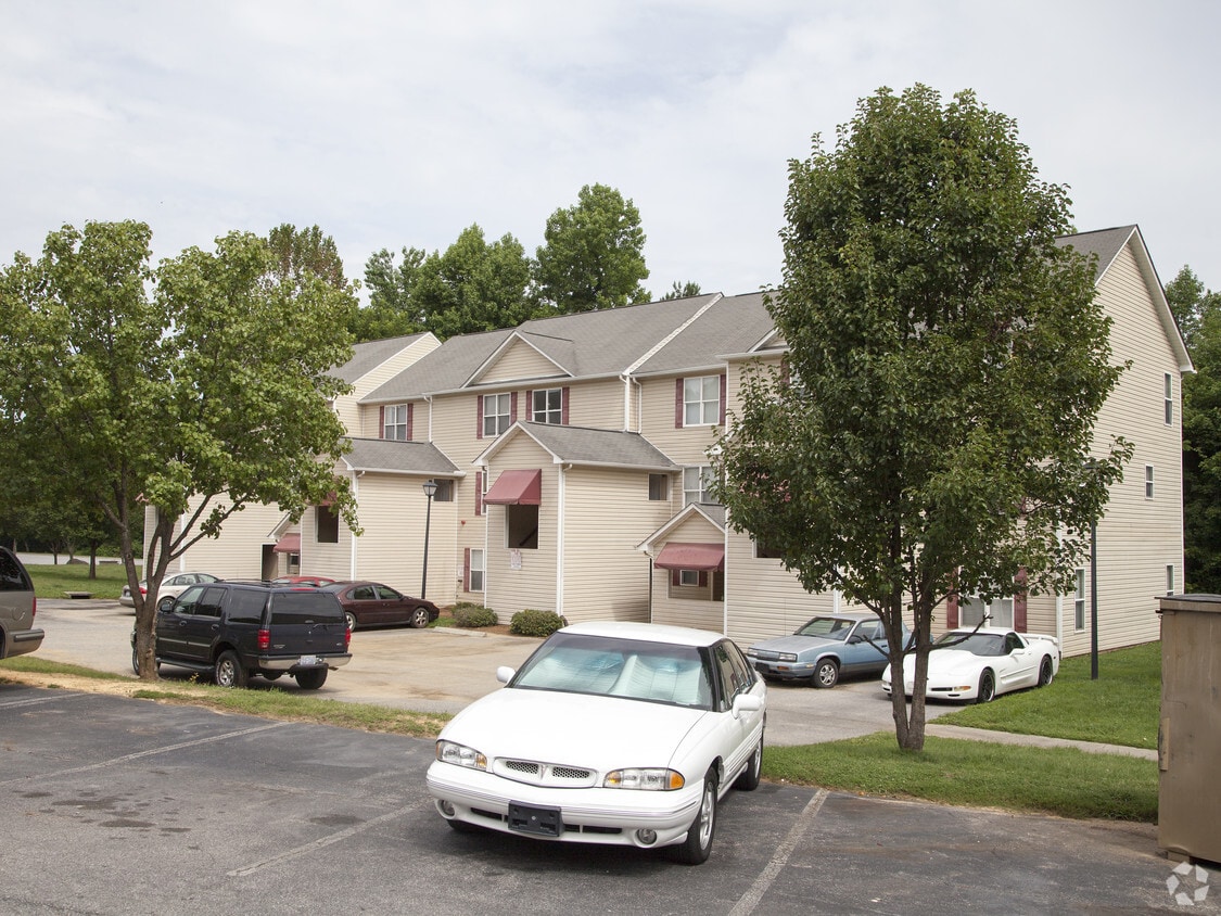 Primary Photo - 310 Ardale Dr