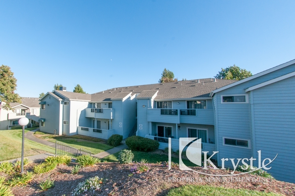 Foto principal - Beautiful condo at Glen Cove Landing