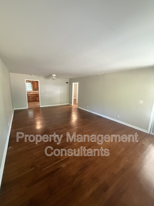 Foto del edificio - 939 N Royal Ave