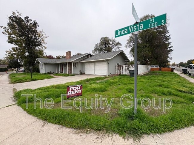 Building Photo - 1044 S Linda Vista St