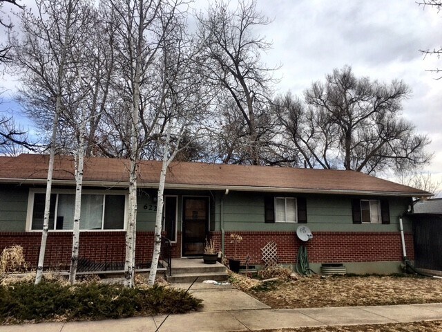 Foto principal - 622 E Myrtle St