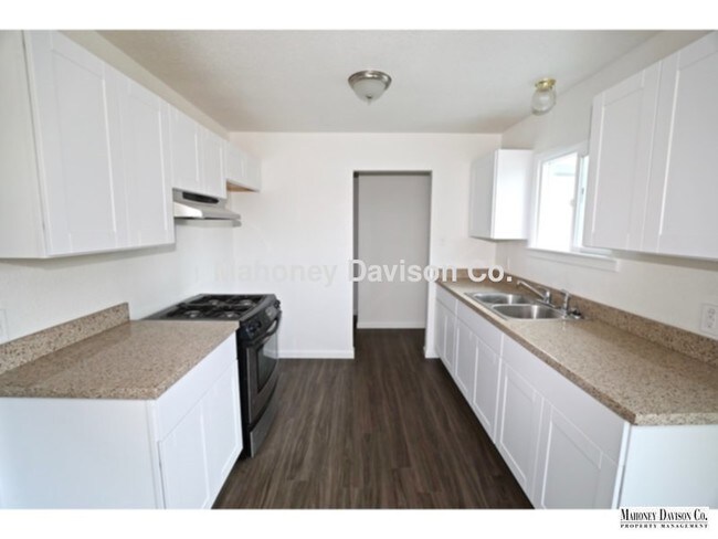 Foto del edificio - 8190 Arthur St