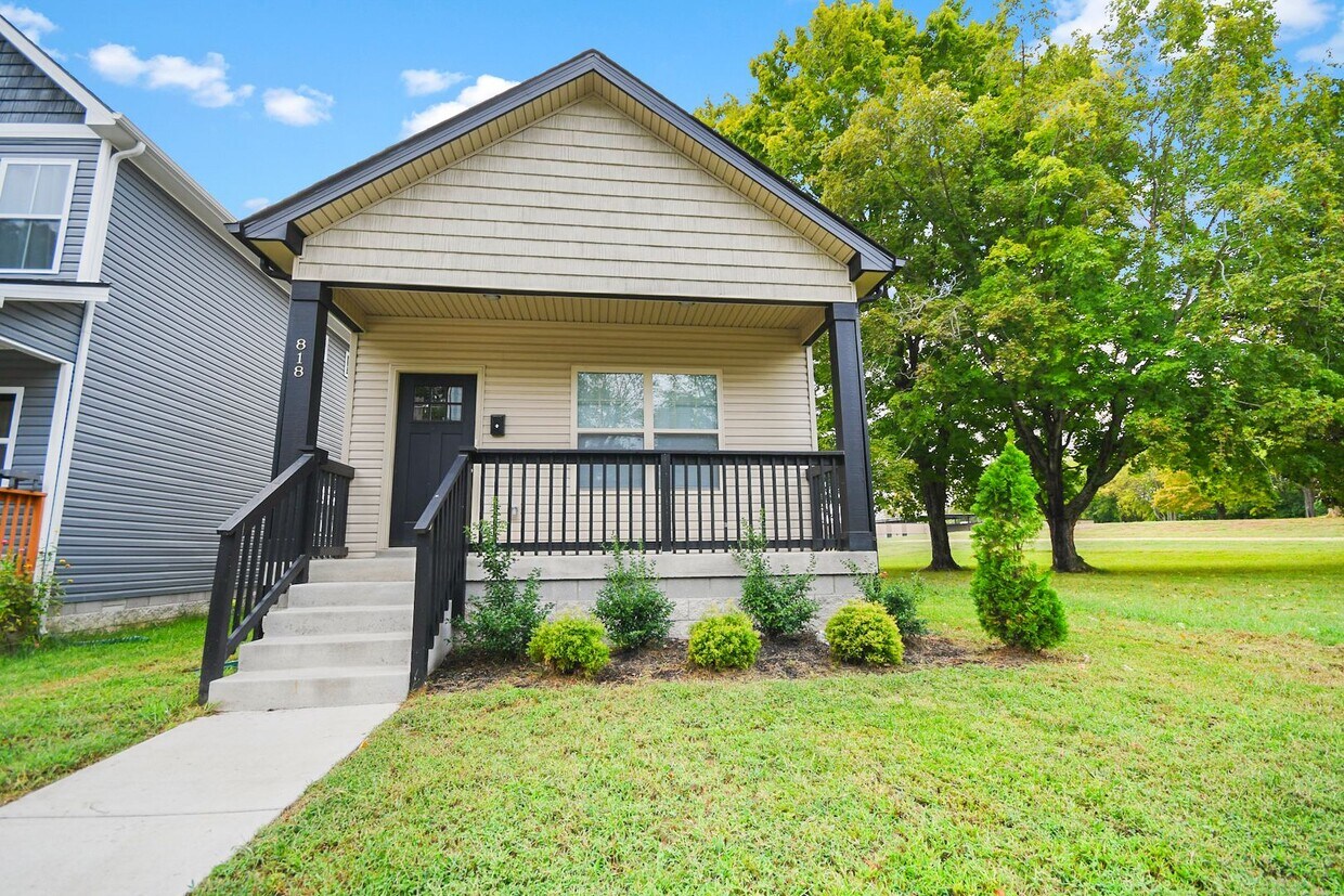 Primary Photo - Pet Friendly Three Bedroom!