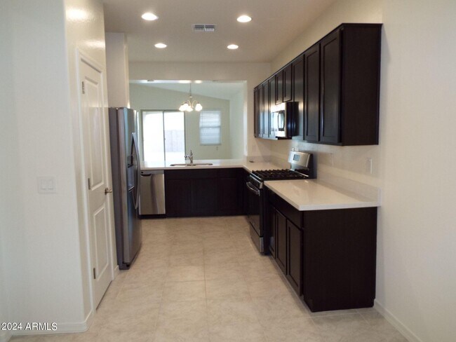 Building Photo - 7968 W Orange Dr