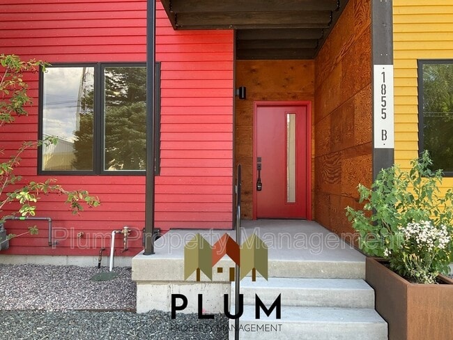 Foto del edificio - 1855 S 3rd St W