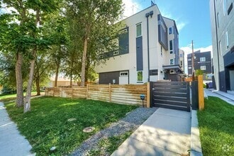 Building Photo - 1239 Osceola St
