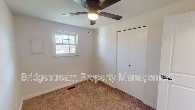 Foto del edificio - 7716 Timbercrest Dr