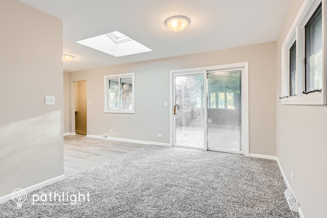 Building Photo - 391 West Millers Road, Des Plaines, IL, 60016