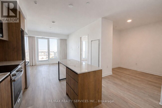 Photo du bâtiment - 10 All Nations Dr