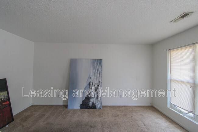 Building Photo - 926 Blackrail Ct