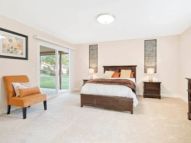 Foto del edificio - 21495 Lemay Dr