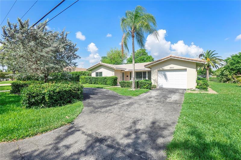 Primary Photo - 3880 Coral Hills Dr