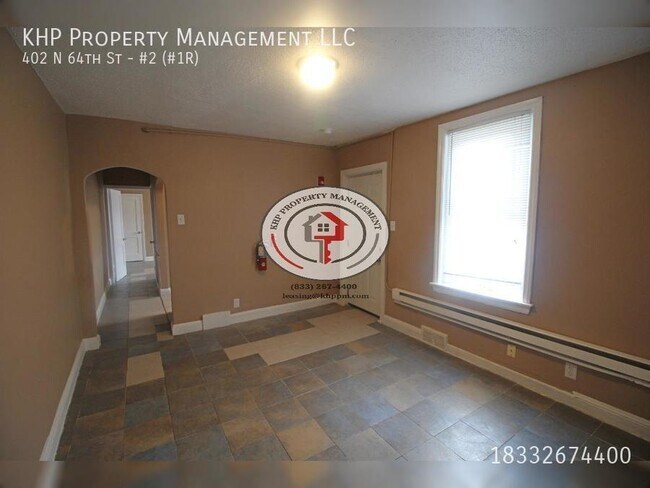 Foto del edificio - ONE MONTH FREE RENT! Spacious 1 bed apartm...