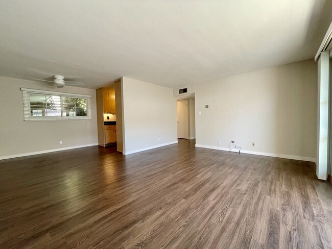 Living and Dining Area - 399 Laurel St