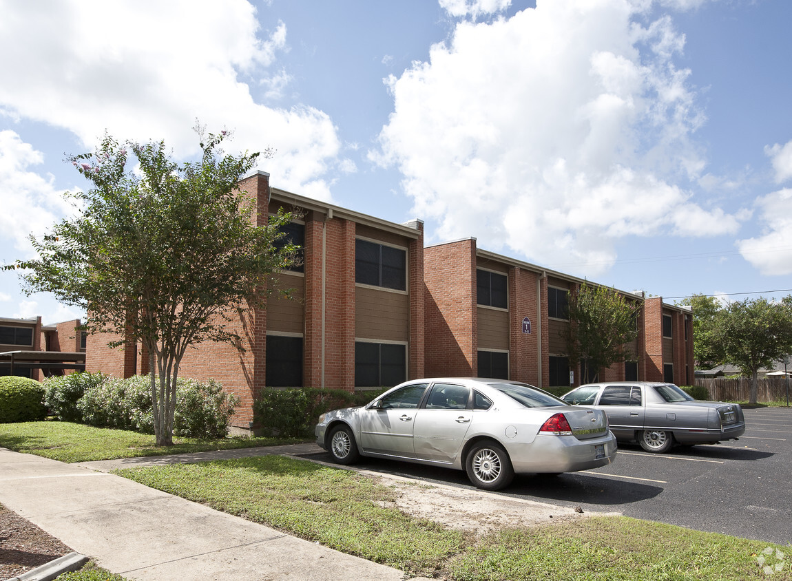 Primary Photo - North Star Village Apartments
