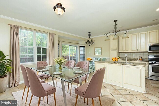 Foto del edificio - 8213 Brooktree St
