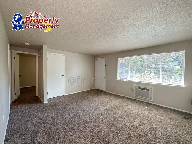 Foto del edificio - 4817 W. Denton St.