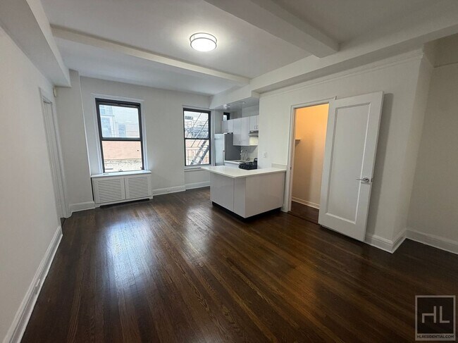 Foto del edificio - EAST 46 STREET