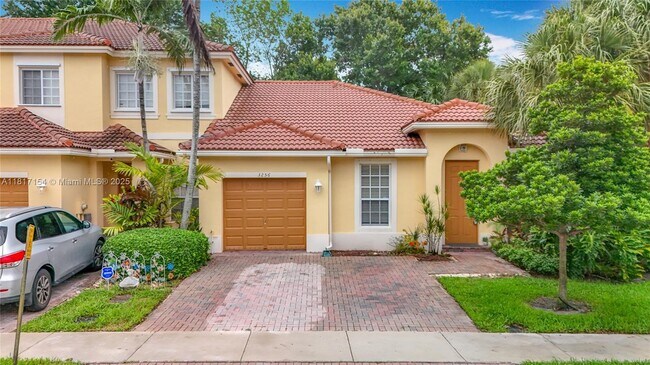 Foto del edificio - 3256 NW 31st Terrace
