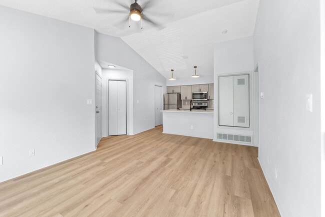 Building Photo - Silverwood Apartments