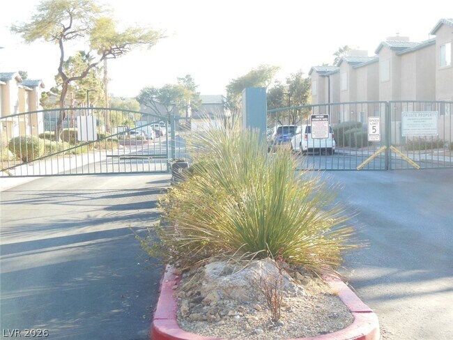 Foto del edificio - 5225 Wave Dancer Ln