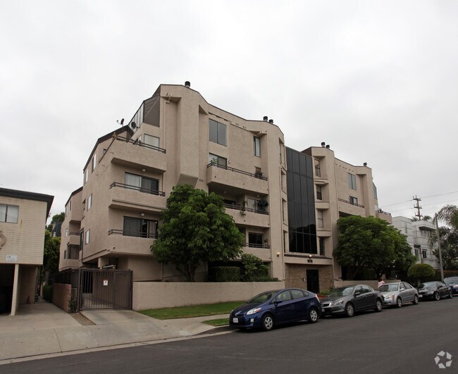 Primary Photo - 1815 Butler Ave